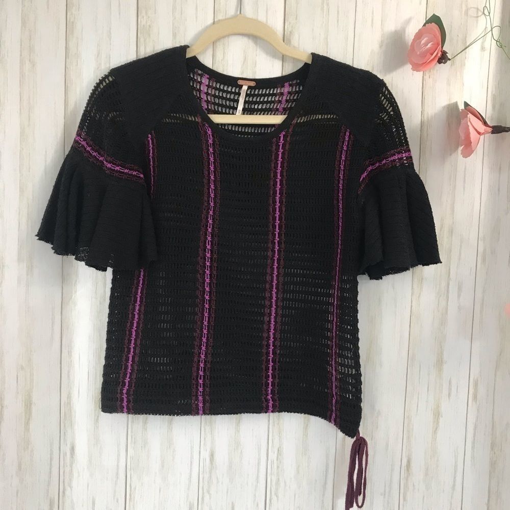 Free People Crochet knit Bell sleeved top. Size XS - Picture 2 of 8